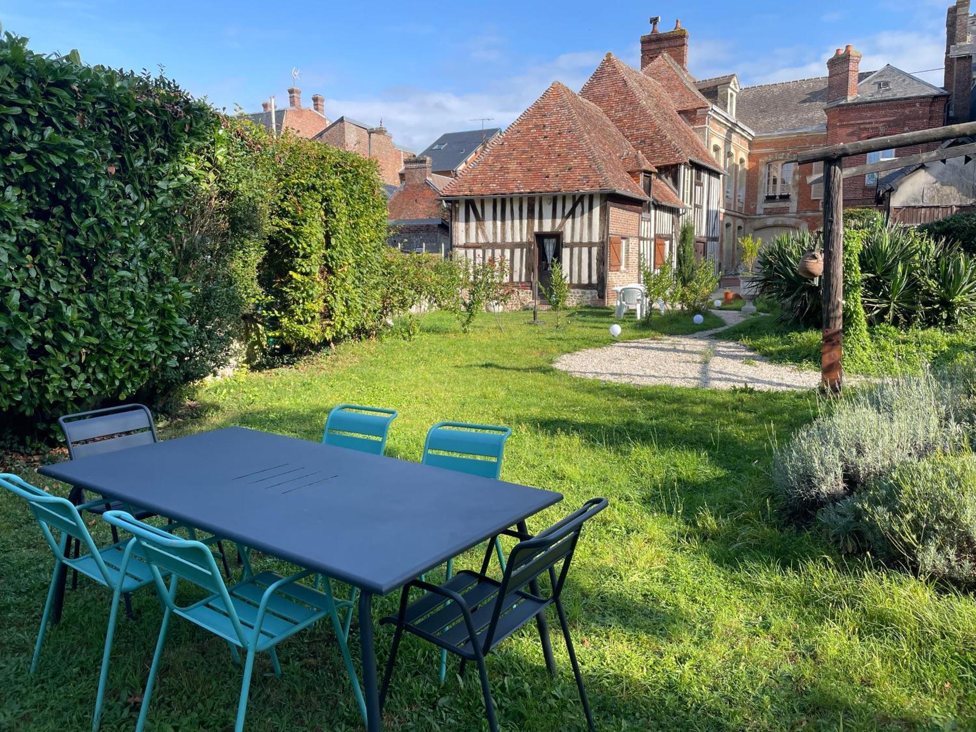 Maison De Jardin - Confort, Commodite, Bien Equipe Livarot-Pays-d'Auge Exterior foto
